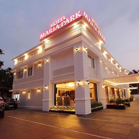 Hotel Maria Park Muvattupuzha Экстерьер фото