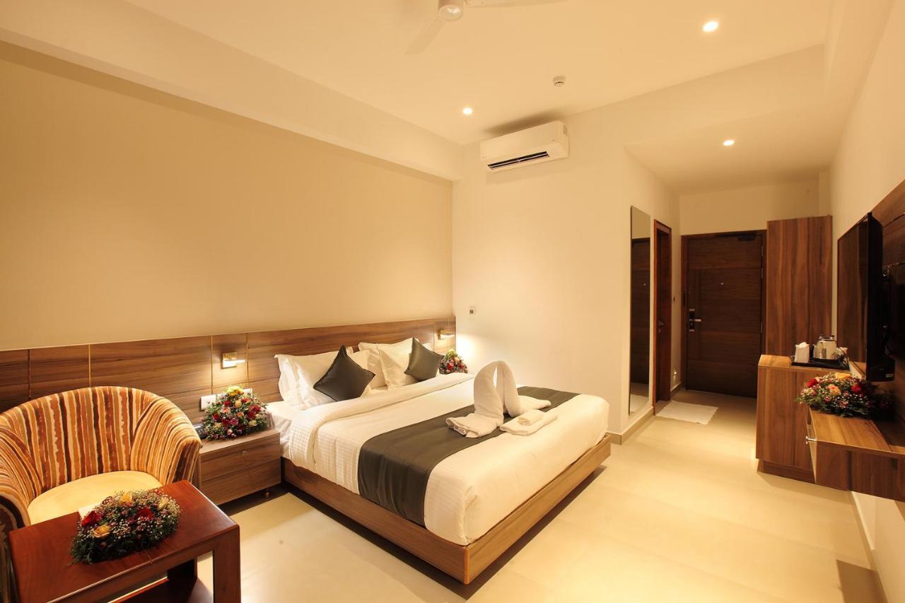 Hotel Maria Park Muvattupuzha Экстерьер фото